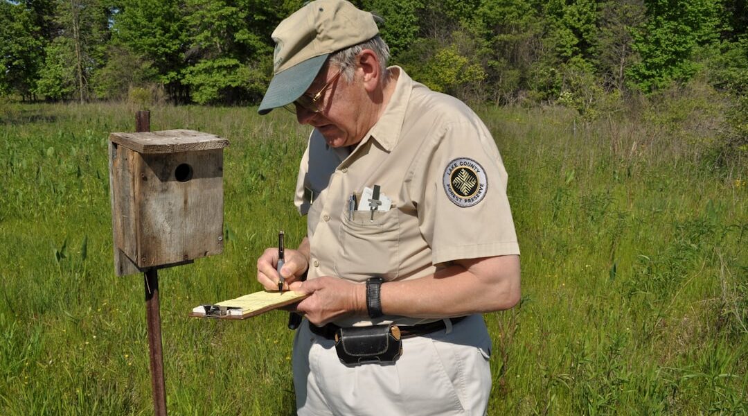 wildlife biologist field research technology